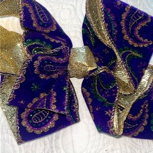 Mardi Gras Elegant Purple and Gold Paisley Large Hair Bow